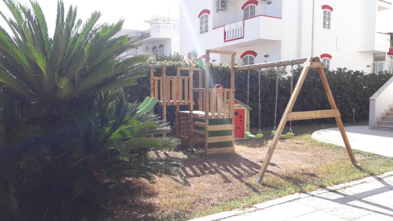 Villa Del Mar Bari Buitenkant foto