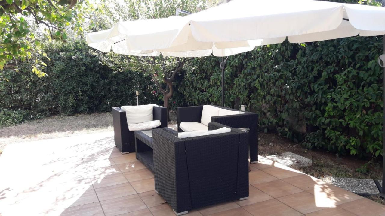 Villa Del Mar Bari Buitenkant foto